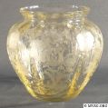 3400-0102_5in_globe_vase_e773_gold_krystol.jpg