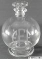 p0085_28oz_decanter_monogram_crystal.jpg